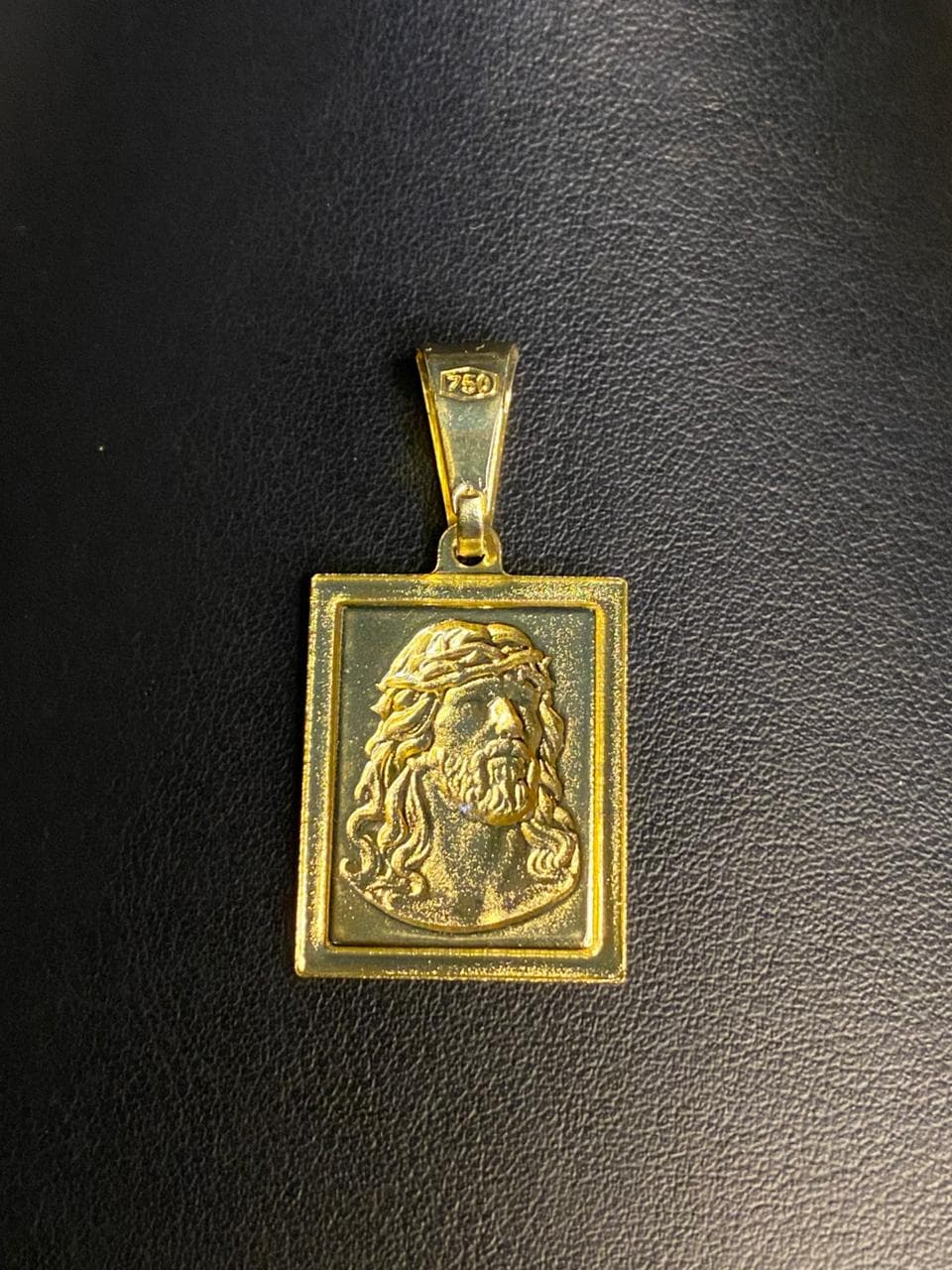 PINGENTE FACE DE CRISTO 3CM.